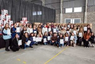 La Provincia equipó comedores de 268 escuelas en nueve municipios