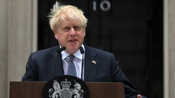 Boris Johnson dijo que Milei es “admirador de Thatcher” y pidió enviar “refuerzos” a Malvinas