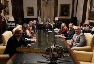 Milei se reunió en Casa Rosada con directivos de Tesla y autoridades de DayOne Data