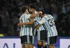 La Selección argentina goleó 4-0 a Bolivia en un amistoso internacional