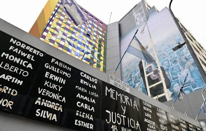 Causa AMIA: procesaron a ocho ciudadanos iraníes y libaneses y se encamina al juicio en ausencia
