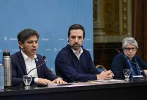 Kicillof presentó el plan provincial para fortalecer la prevención y los cuidados ante la problemática del suicidio