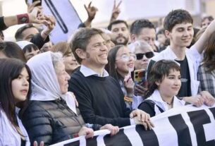 Kicillof participó en La Plata de la marcha por el 50° aniversario de La Noche de los Lápices