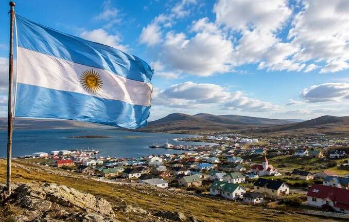 Malvinas: Argentina inició sanciones contra otros 15 sujetos por actividades hidrocarburíferas ilegítimas