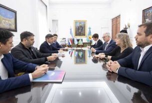 Kicillof se reunió con el embajador de Países Bajos