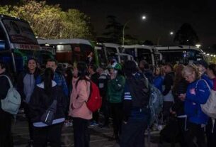 Ensenada junto a la Virgen de Luján