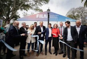 Kicillof inauguró el nuevo edificio del Centro de Atención Primaria de la Salud “Floreal Ferrara” en Burzaco